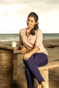 leona lishoy malayalam movie actress latest hot